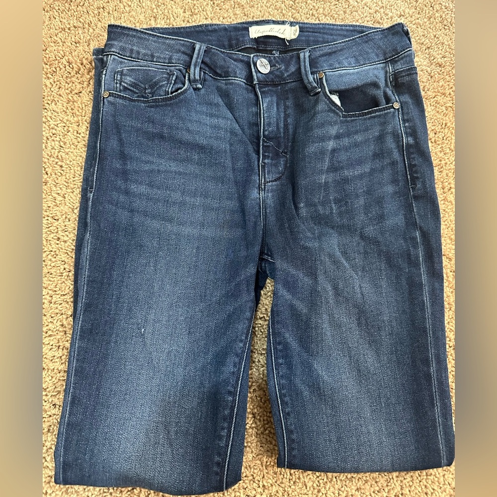 Unpublished skinny jeans